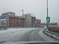 Sneží najmä na juhu a sneženie dorazilo aj do Bratislavy. To hlavné však ešte len príde