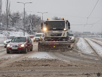 V Košiciach pre sneženie vyhlásili 1. kalamitný stupeň. Situácia na cestách na východe je stále nepriaznivá