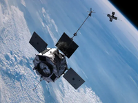 Kovový dážď: K Zemi sa rúti 600-kilogramový obor